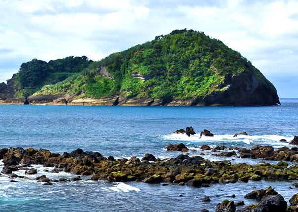 rocky shores of ponta delgado