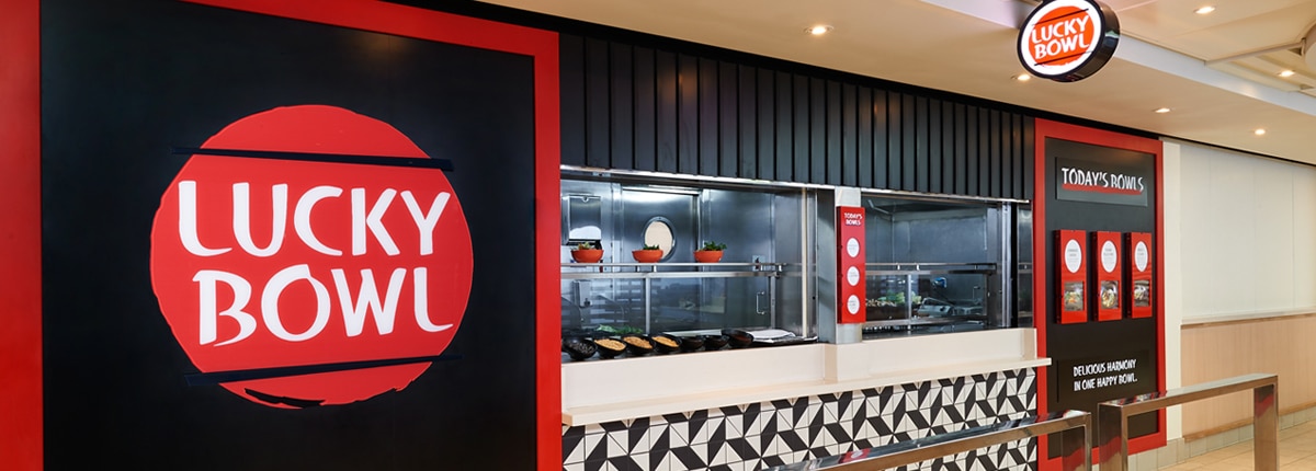 the lucky bowl food station on carnival cruise line lido restaurant