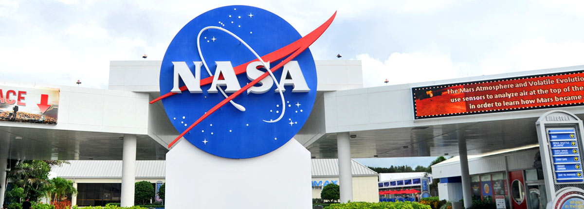 experience the kennedy space center
